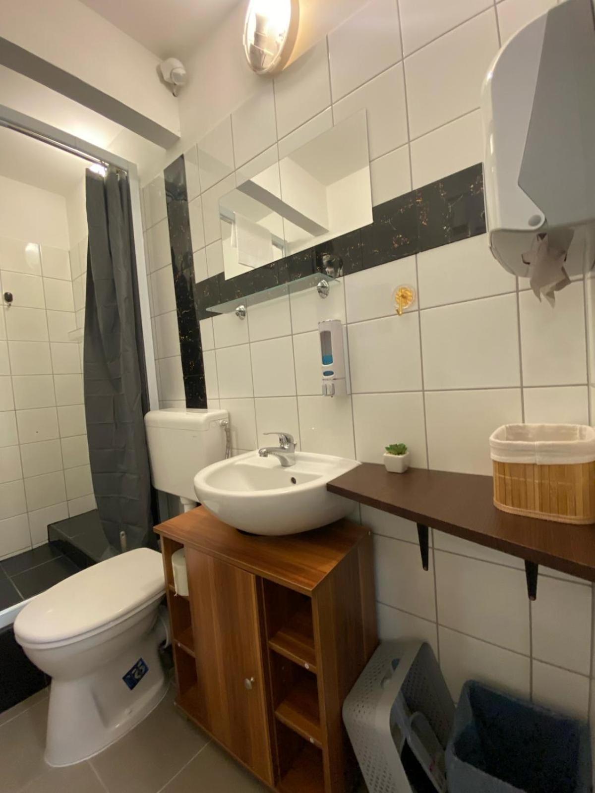 Apartment Rest In Allaga Budapest